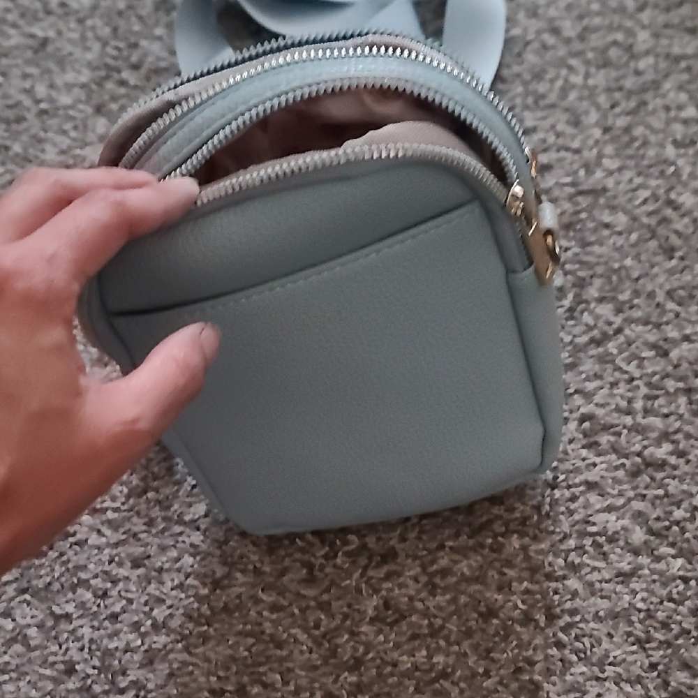 Light Blue Crossbody Bag - Picture 3 of 4